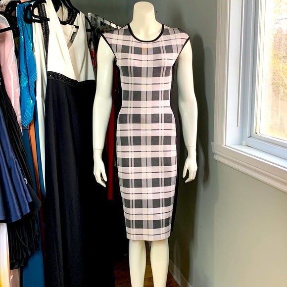Karen Millen Checks Black White Dress bodycon Pencil Sz 4 New $299 - Picture 3 of 9
